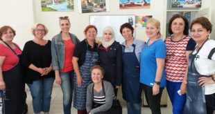 Sinop Halk Eğitimi Merkezi resim kursunda ikinci grup fotoğrafı