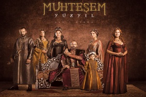 Osmanlı kıyafetli oyuncuların yer aldığı "Muhteşem Yüzyıl" dizi afişi